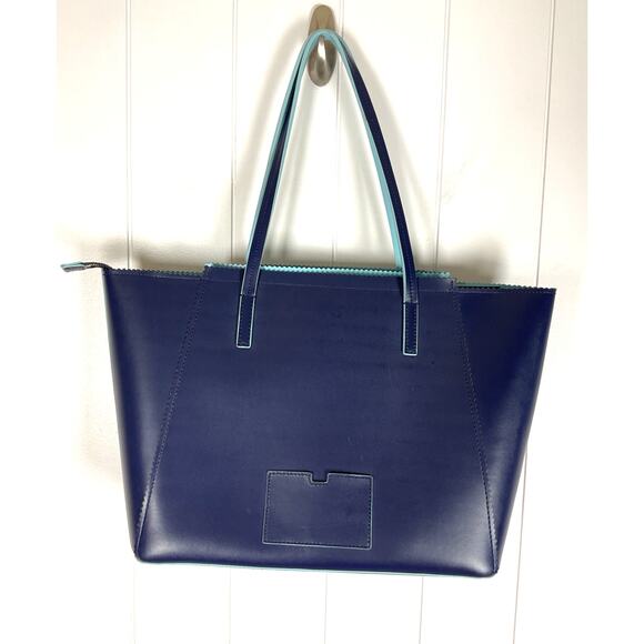 Kate Spade New York Lily Avenue Carrigan‎ Scalloped Tote Bag in Bright Blue